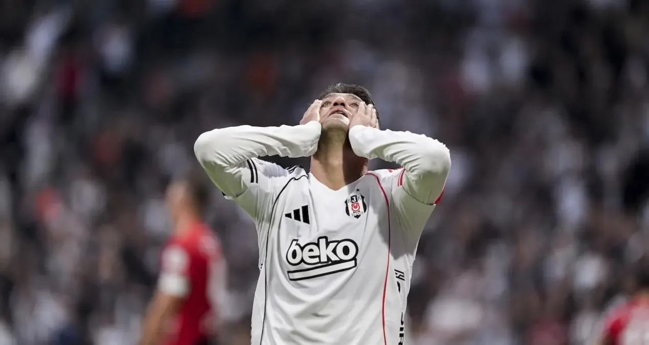 Nihat Kahveci Beşiktaş oyunundan sonra əsəbiləşdi